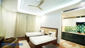 QuickIn Stayz Near Paras Hospital Golf Course Rd Sector 43 Gurgaon - Image 1