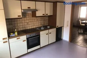 Room 2 - Image 3