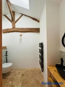 Stone & Green - Image 2