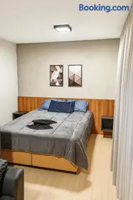 Studio 706 Premium no Centro de Chapecó com Sacada, Piscina, Academia e Vaga Garagem - Prédio Alto Padrão - Image 2
