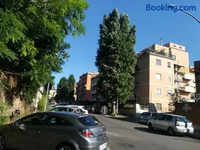 Holiday Home Roma - Image 2