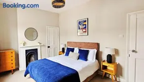 St Pauls Terrace - 2 bed house nr Train Station - Image 3