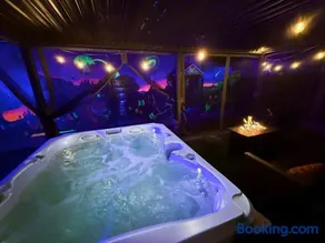 Neon Jungle Hideaway - Image 1
