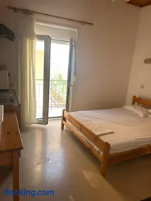 Christina Sunny Apartments I - Image 1