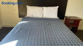 Delux Inn - Image 3