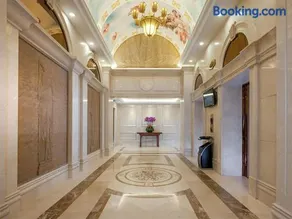 Vienna International Hotel Shaoguan Fengcailou - Image 1