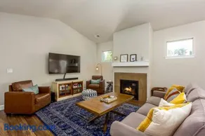 Sonata Getaway Pet friendly Near Old Mill District - Image 3