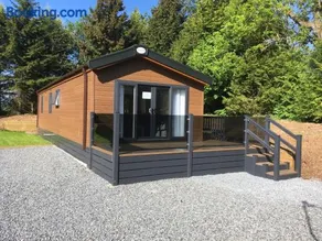 Atlas Ovation Lodge - Image 1