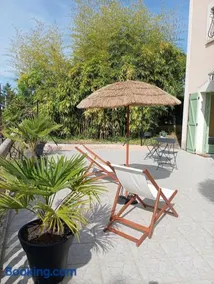 Les Cyprès - Image 1