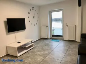 Dachgeschosswohnung mit Seeblick - Image 2