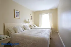 Griffin Lodge Guesthouse - Image 3