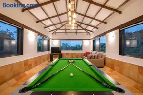 Classique Woods by StayVista with Lawn with Gazebo & Bar, Indoor Fun - Image 4