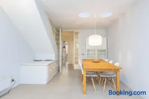 Banyoles House - Image 4