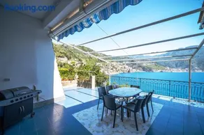 VILLA DI PALMA access to the beach and solarium - Image 3