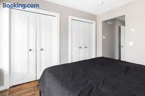 Luxury Downtown Townhome Unit 13 - Image 5