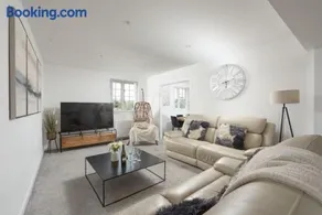 Sunset View - Sea View - Pet Friendly - Free WiFi - Free Parking - Image 2