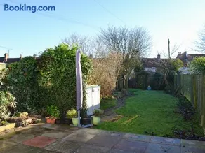 Squirrel Cottage - Image 1