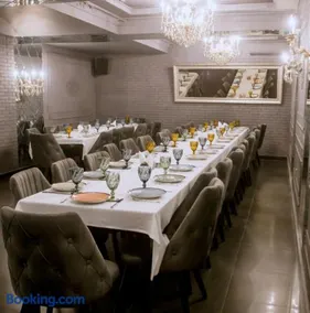 Apartment - Image 2