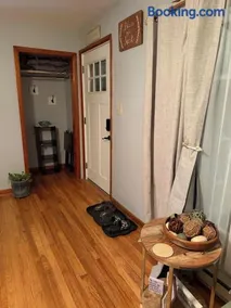 Tranquil 3-bedroom house for PSU fans - Image 1