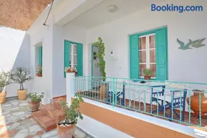 Spring Bliss Garden House - Image 2