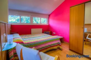 Apartamentos Turísticos Silvano Posada de Llanes - Image 2