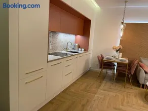 CRYSTAL CAVE Apartment - Image 3