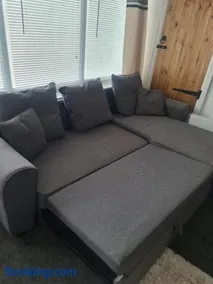 Beautiful studio apartment - Image 2