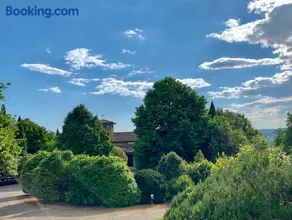 Villa del Nibbio Private Estate with pool in Umbria - Image 4