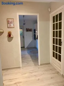 Villa's Vegas - Image 2