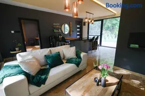 Forestlux Vendégház - Image 1