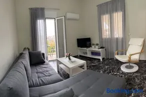 Stay Thyme, 2 BRS apt, 5mins Nafplio, 10 mins beach - Image 1