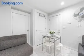 Cozy and Modern 2br guesthouse - Image 3
