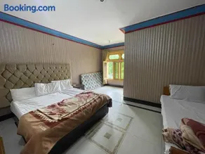Palace Guest house naran - Image 3