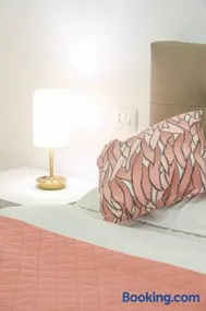 Citylife brand new luxury art apartment - Image 3