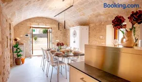 Maison de campagne avec terrasse, piscine privée et jardin | Vue jardin - Image 2