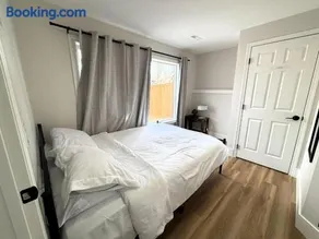 Valley Home 2 Bed 1 Bath Walkout Basement Apartment, 1hr to Banff, 40 Mins Canmore, 5 mins to WinSport & Olympic park - Image 3