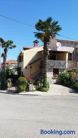 Apartman Koza 100m from the beach - Image 1