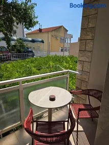 Villa Makarana Apartments - Image 4
