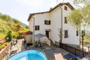 Ferienhaus 'Alla Polla Relax bei Lucca' mit Bergblick, privatem Pool und WLAN - Image 1