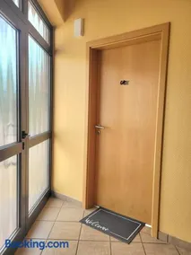 Gemütliches Zimmer in Hilbringen - Image 2