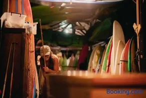 El Gato Rojas Surf Hostel - Image 5