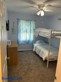 3 bed room lake cottage - Image 2