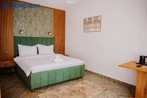 La Pădure - Image 4