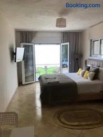 Luxury Villa Aposto Lou - Image 2