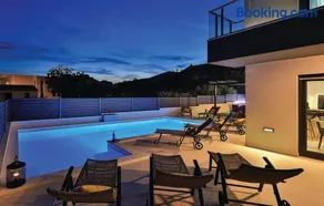 Luxury Dream House - Image 2
