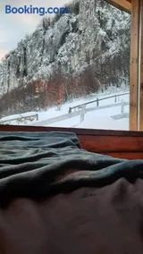 Cabana Himalaya Lodge cu ciubăr din inima munților Apuseni- masivul Buces -Vulcan - Image 1