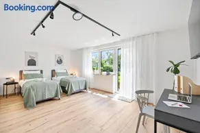 Moderne 2-Zimmer-Wohnung mit Terrasse & Talblick - Image 3