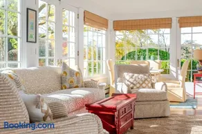 Farlea: Classic Country Charm Minutes from UVA - Image 3