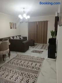 Down town fully furnished - Image 1