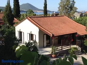 Bungalow Gialova - Image 1